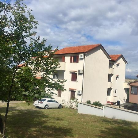 Amz Ap4 Apartamento Jadranovo Exterior foto