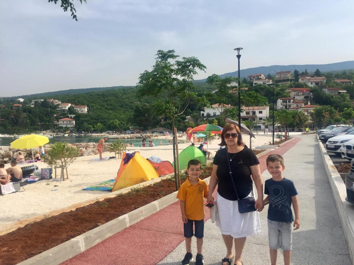 Amz Ap4 Apartamento Jadranovo Exterior foto